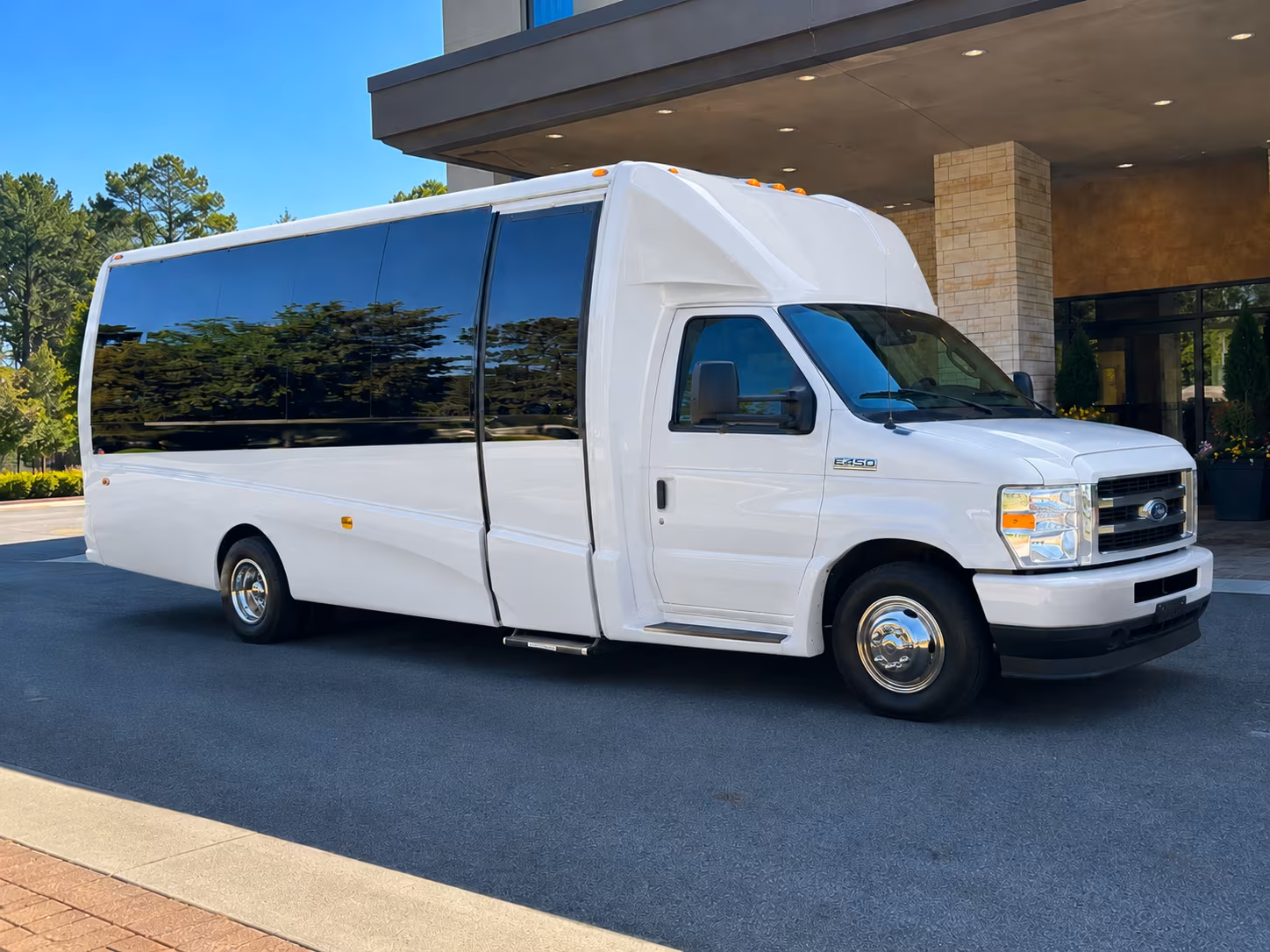 bedfordcharterbuscompany com is here for your texas hill country wine road day trip