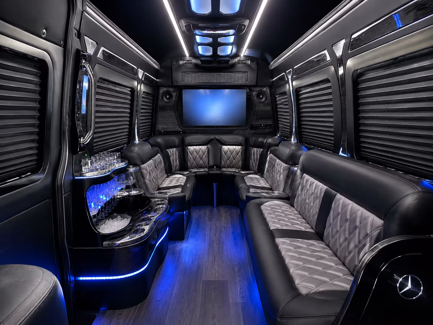 corporate shuttles between bedford hurst and fort worth