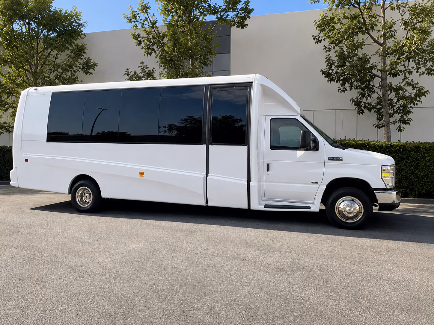 how the distance and duration of your trip affect charter bus rates in bedford texas