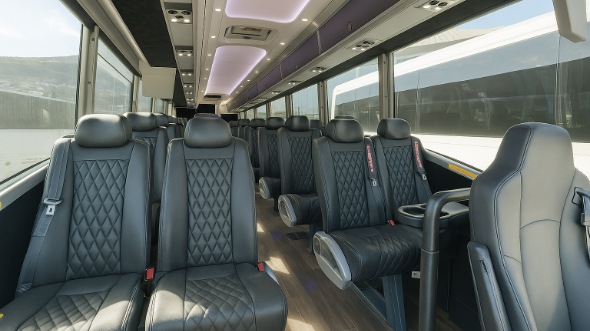 bedford 28 passenger minibus rental
